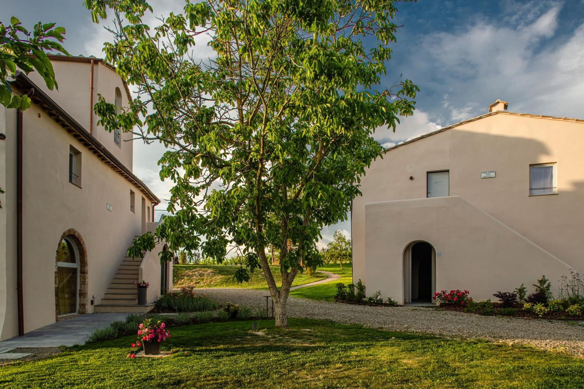 Relais Borgo Elissa Bed & Breakfast Certaldo Exterior foto